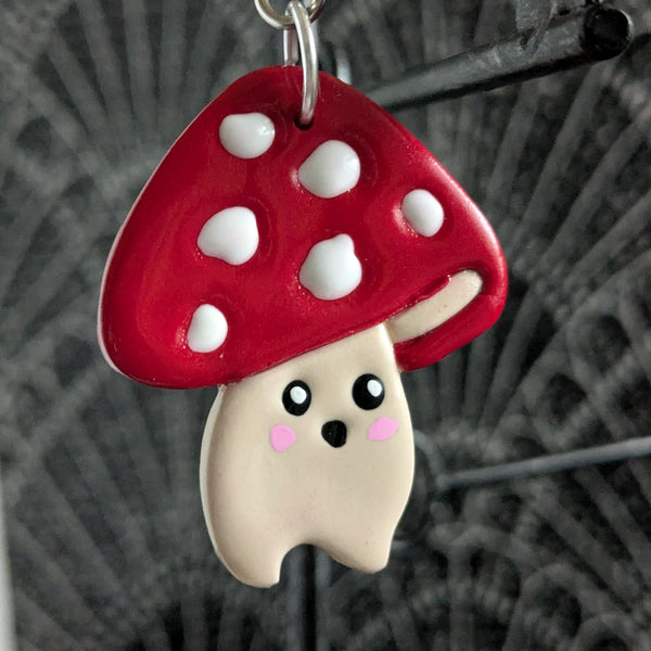 Mushroom Keychain for Mushroom Lovers Red and White Mushroom Keyring Kawaii Mushroom Backpack Buddy