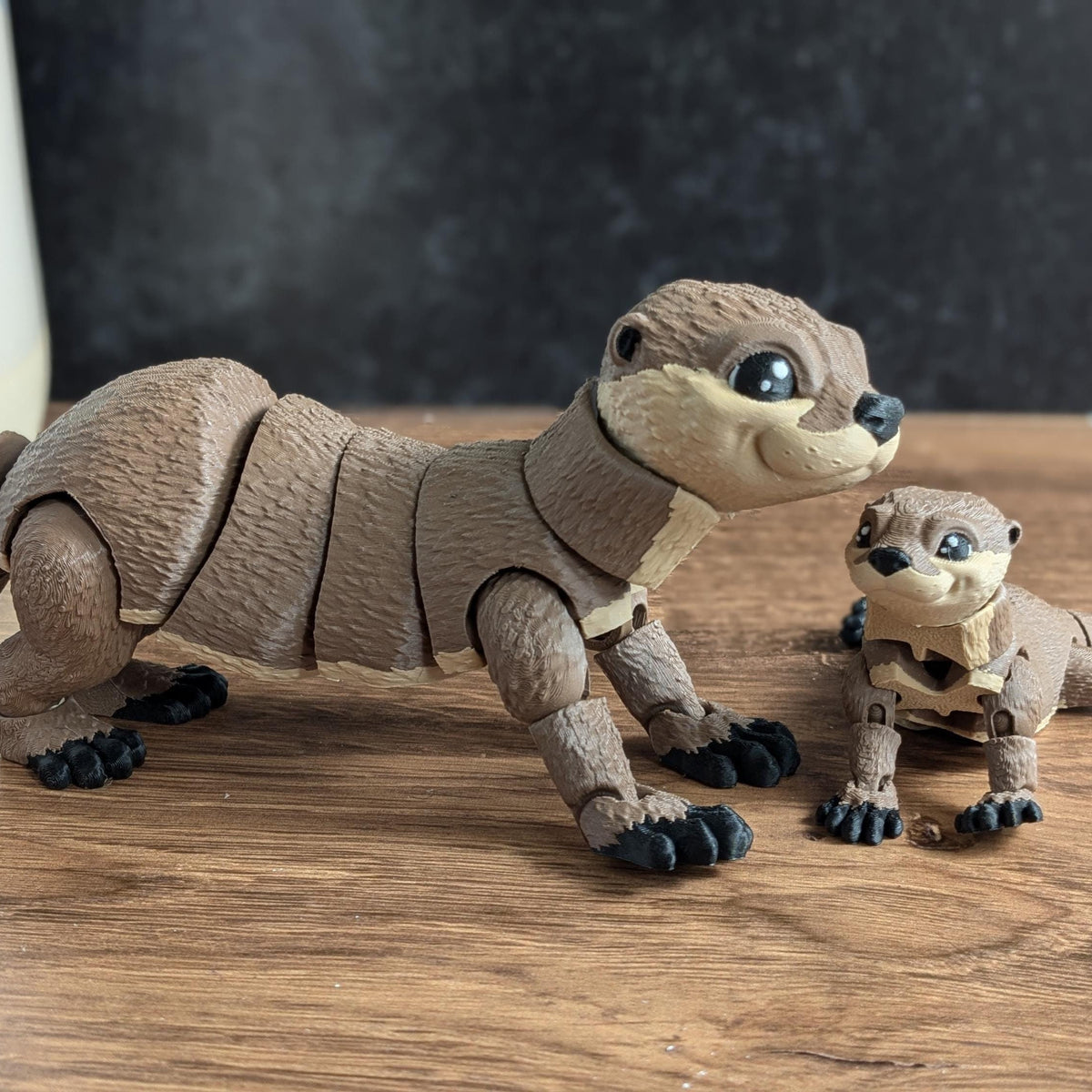 CUSTOMIZABLE River Otter Desk Buddy Articulated Brown Otter Figurine Desk Toy - Mama Otter and Baby Otter Desk Decoration Coworker Gift