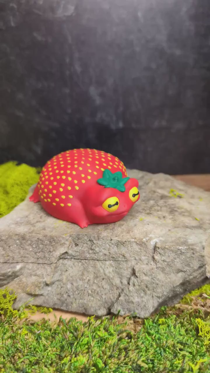 Strawg™ the Strawberry Frog Figurine – Cute Fruit Frog Gift, Cottagecore Decor, Weird Frog Art Toy, Desk Buddy, Fake Food Collectible